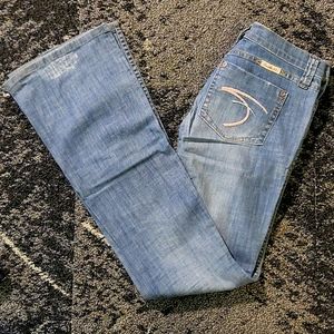 Premium Brand Frankie B Low Rise Flare Jean, Size 8, used